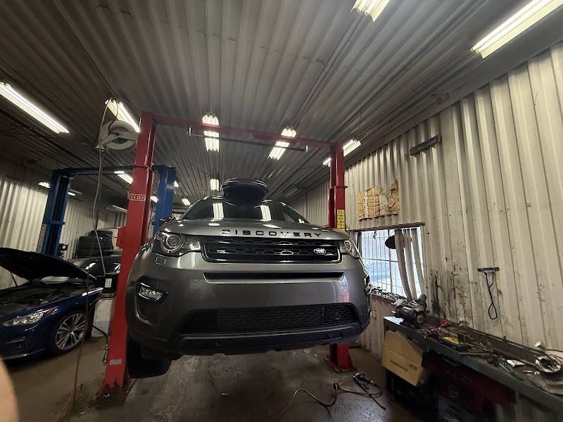 STR Auto in Mississauga
